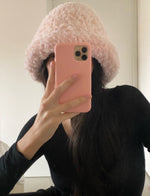 Load image into Gallery viewer, Warmy Cloud crochet hat
