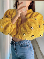 Charger l&#39;image dans la galerie, Save The Bees hand-knitted sweater
