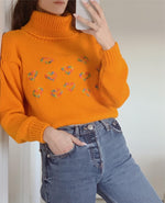 Cargar imagen en el visor de la galería, Sweet Memories Turtleneck Sweater
